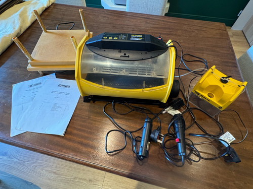 Brinsea octagon advance - octagon,