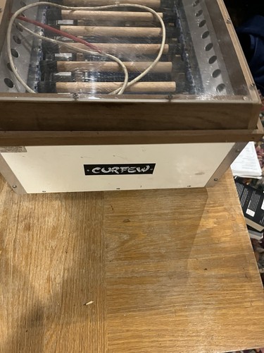 Curfew automatic incubator - curfew,